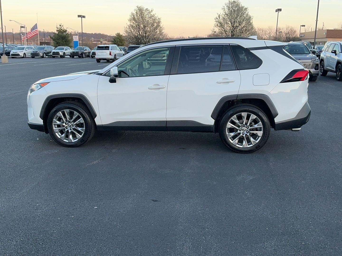 2020 Toyota RAV4 XLE Premium