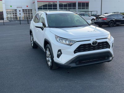 2020 Toyota RAV4 XLE Premium
