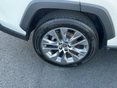 2020 Toyota RAV4 XLE Premium