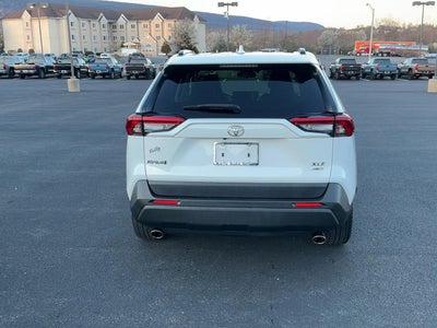 2020 Toyota RAV4 XLE Premium