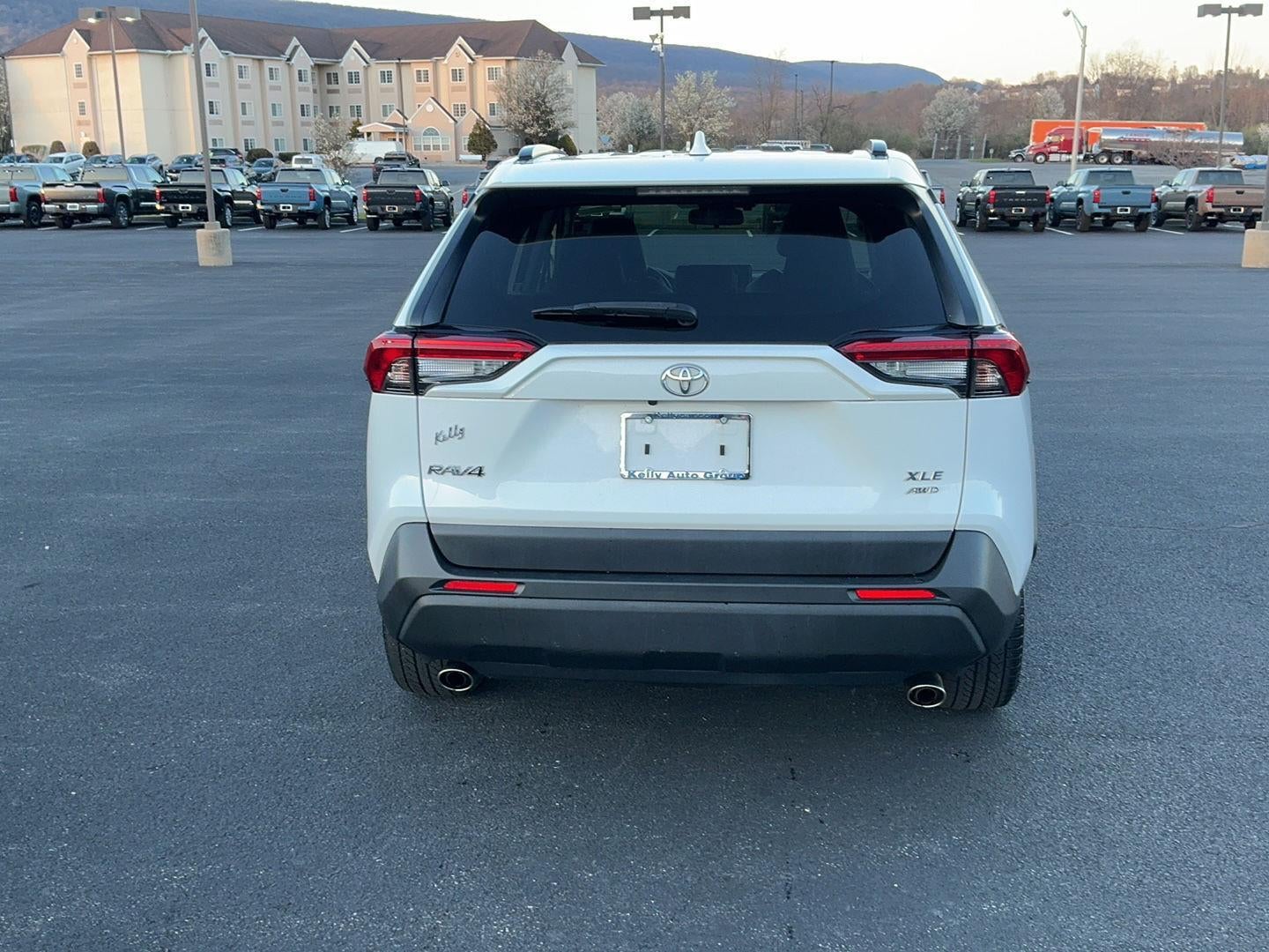 2020 Toyota RAV4 XLE Premium