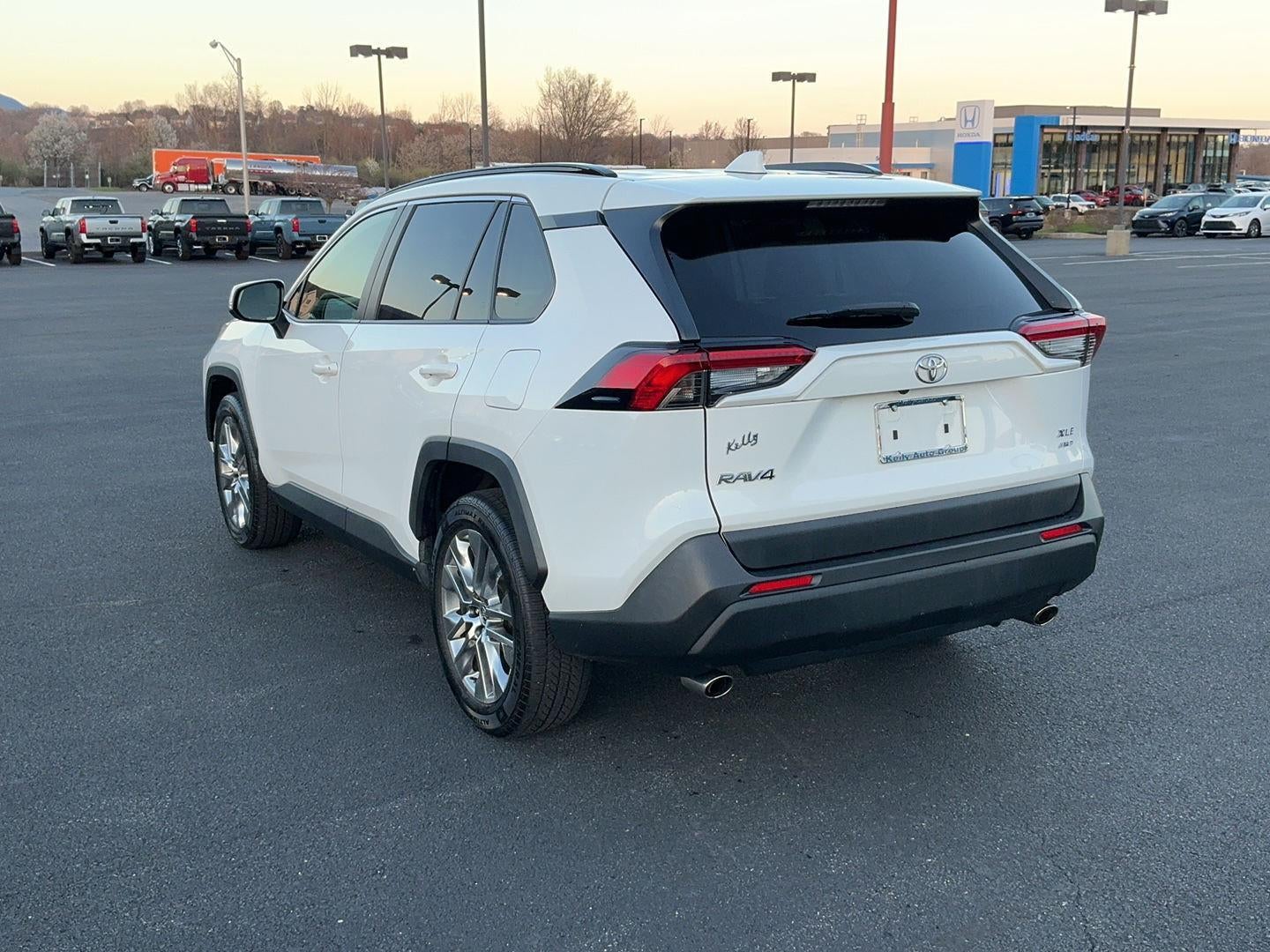 2020 Toyota RAV4 XLE Premium