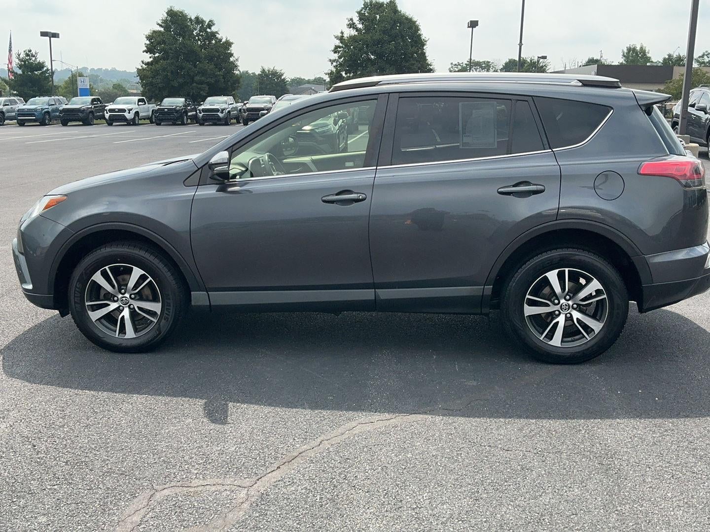 2018 Toyota RAV4 XLE