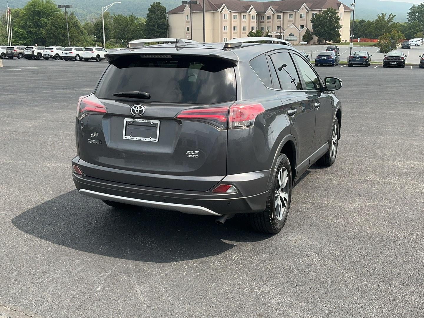 2018 Toyota RAV4 XLE