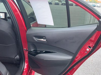 2025 Toyota Corolla Hatchback SE