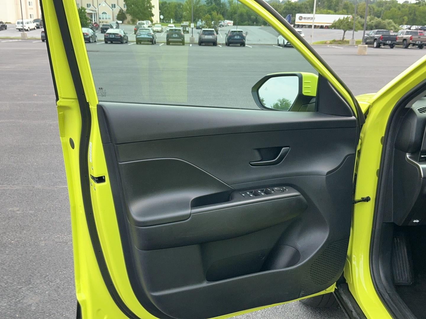 2024 Hyundai KONA SEL