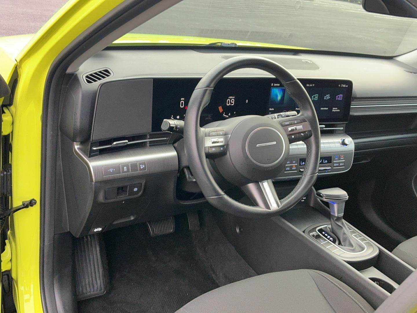 2024 Hyundai KONA SEL
