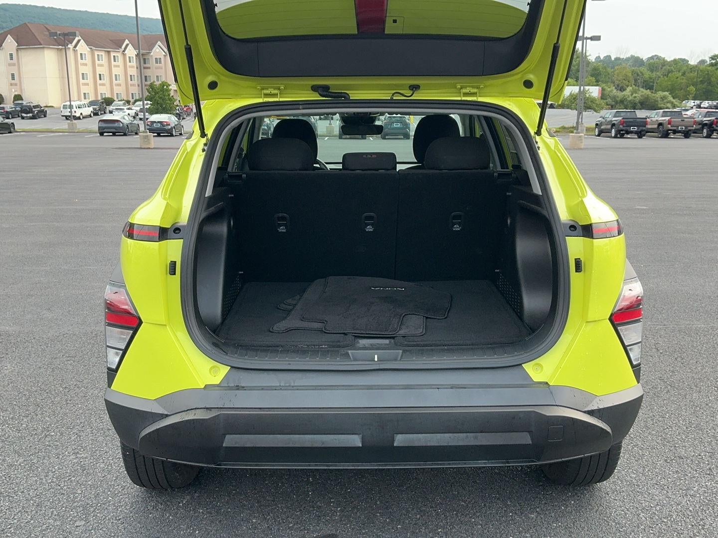 2024 Hyundai KONA SEL