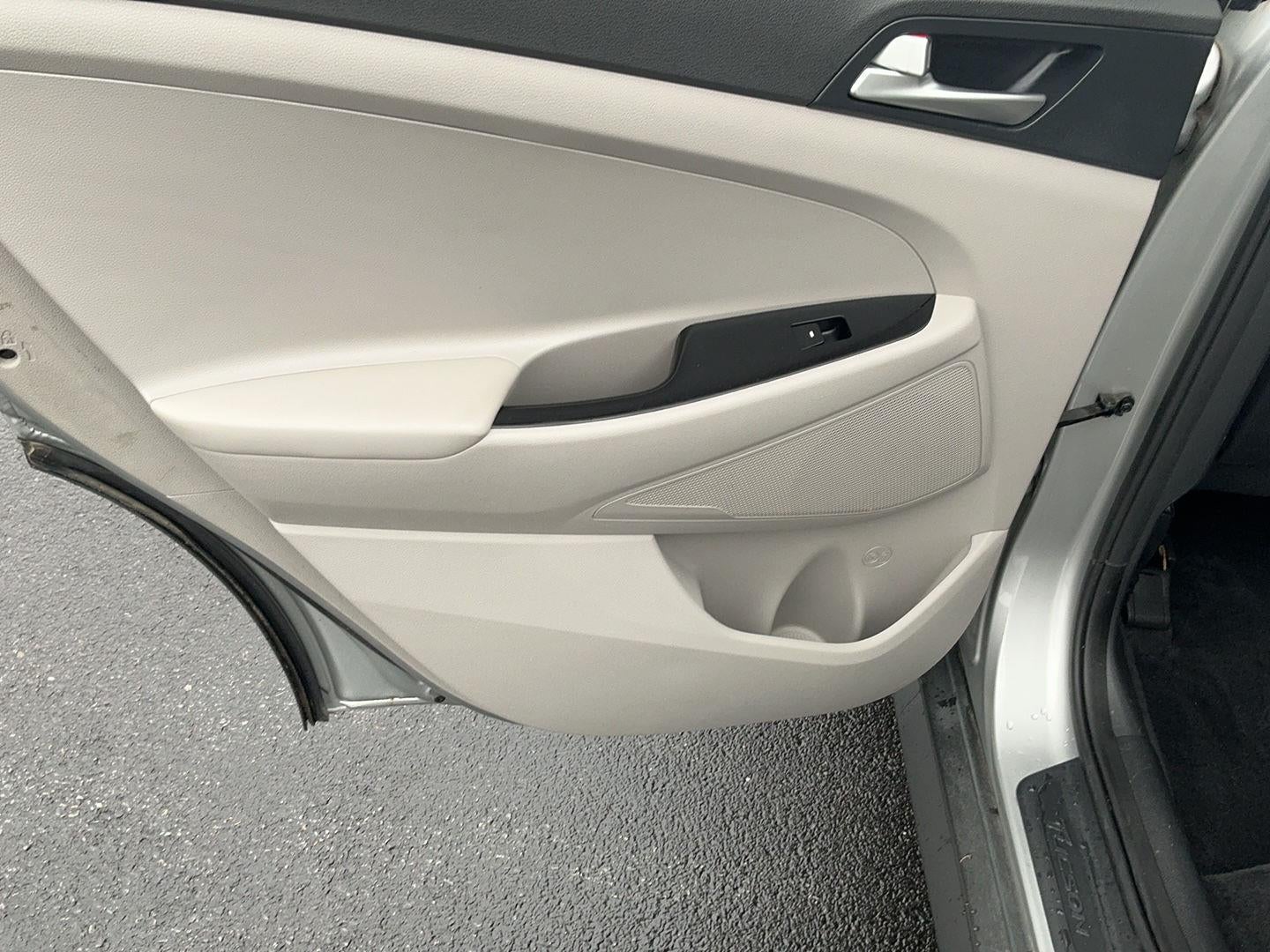 2020 Hyundai TUCSON SE