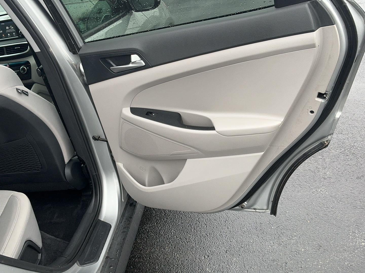 2020 Hyundai TUCSON SE