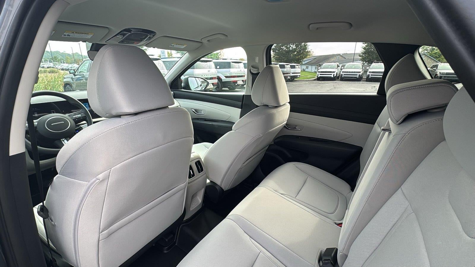 2026 Hyundai TUCSON HYBRID SEL
