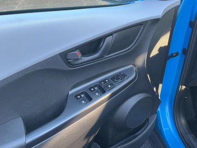 2020 Hyundai KONA SEL
