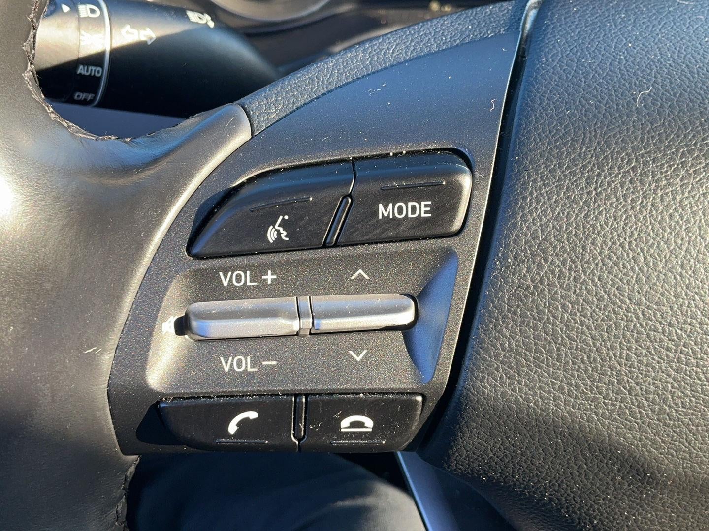 2020 Hyundai KONA SEL