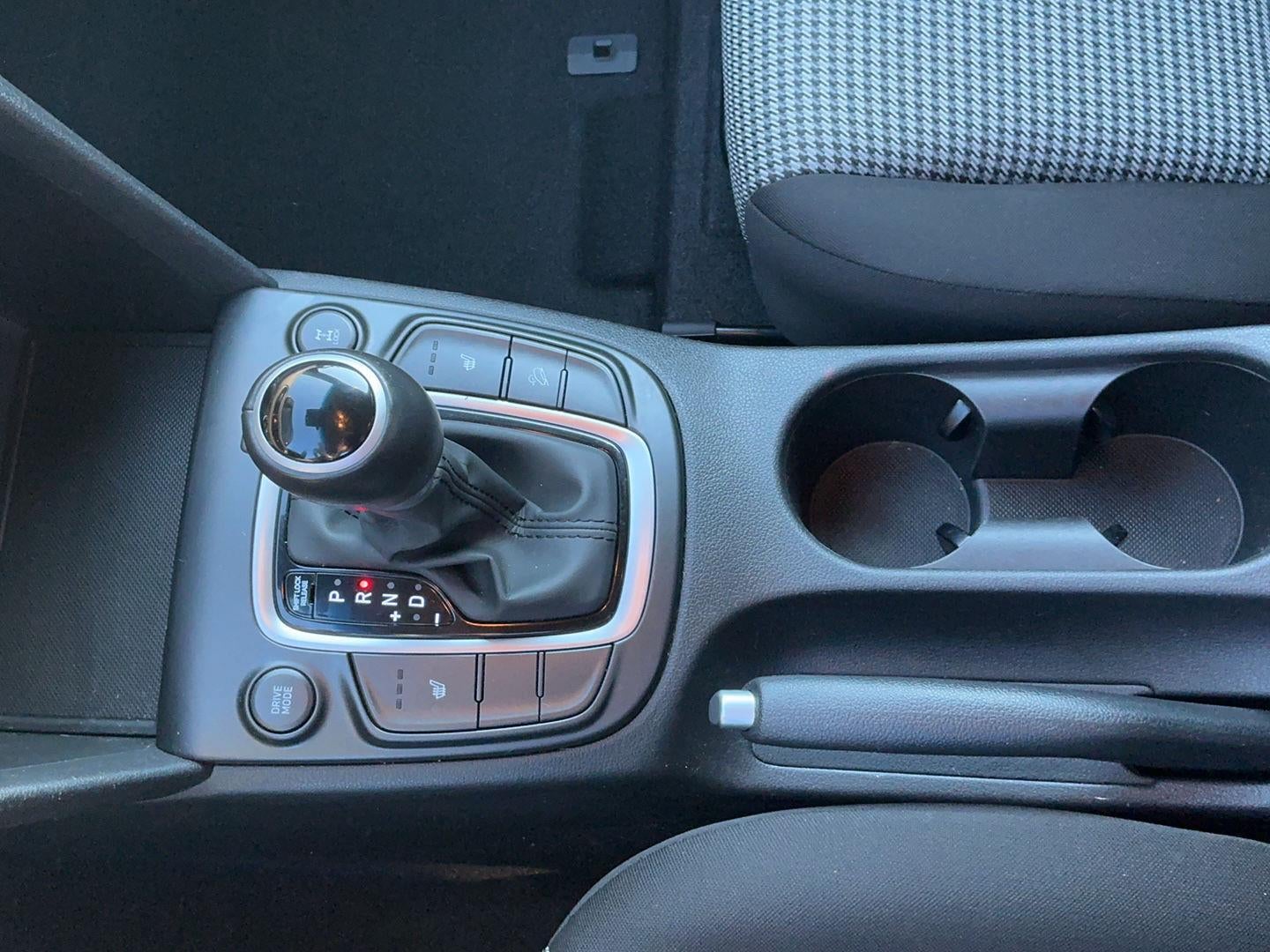 2020 Hyundai KONA SEL