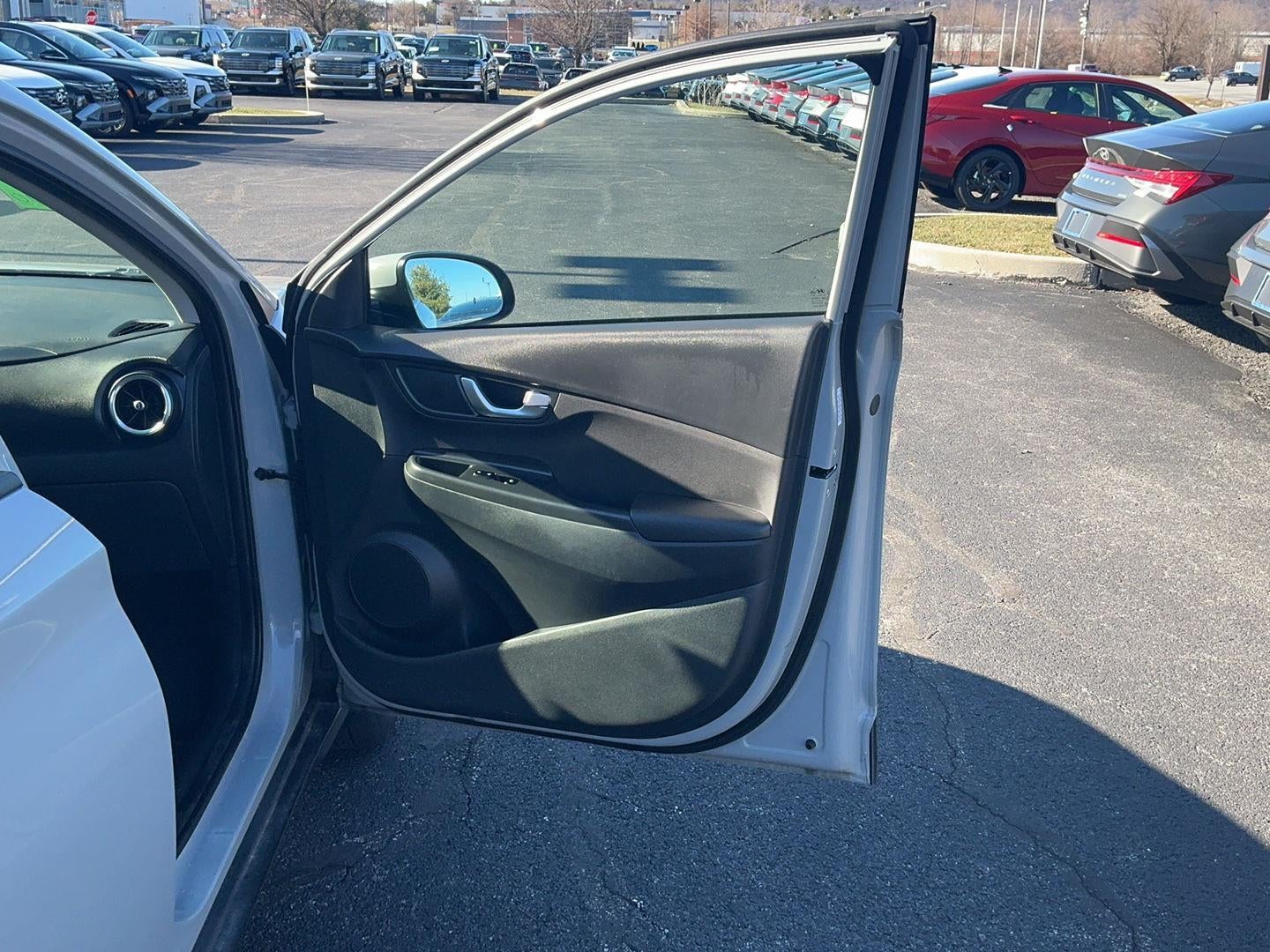 2023 Hyundai KONA SEL