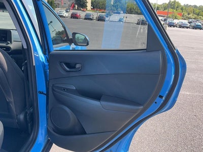 2022 Hyundai KONA SEL