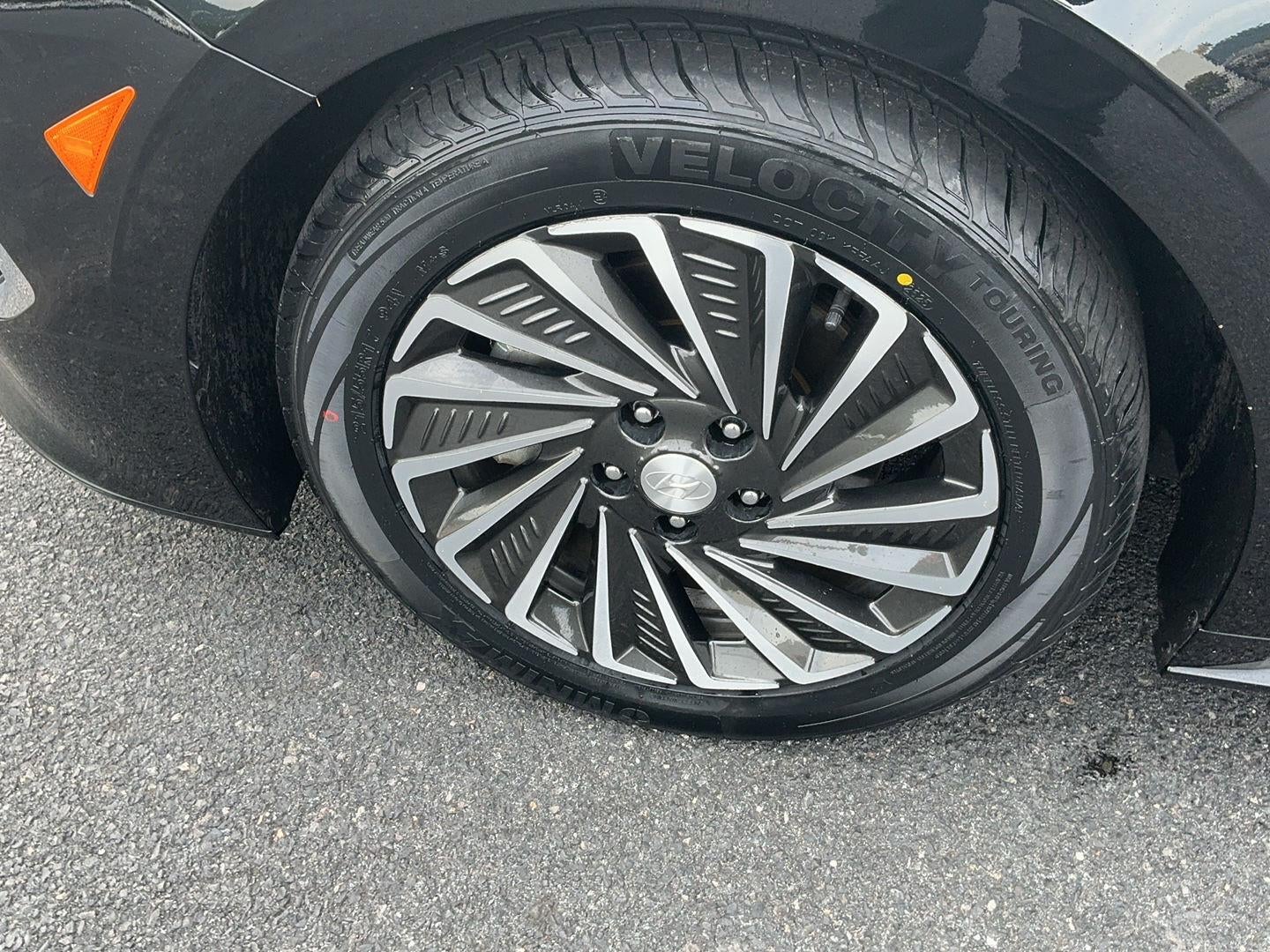 2021 Hyundai SONATA HYBRID SEL
