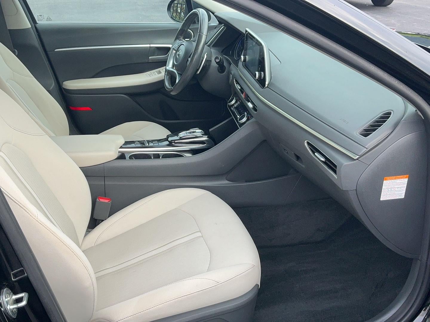 2021 Hyundai SONATA HYBRID SEL