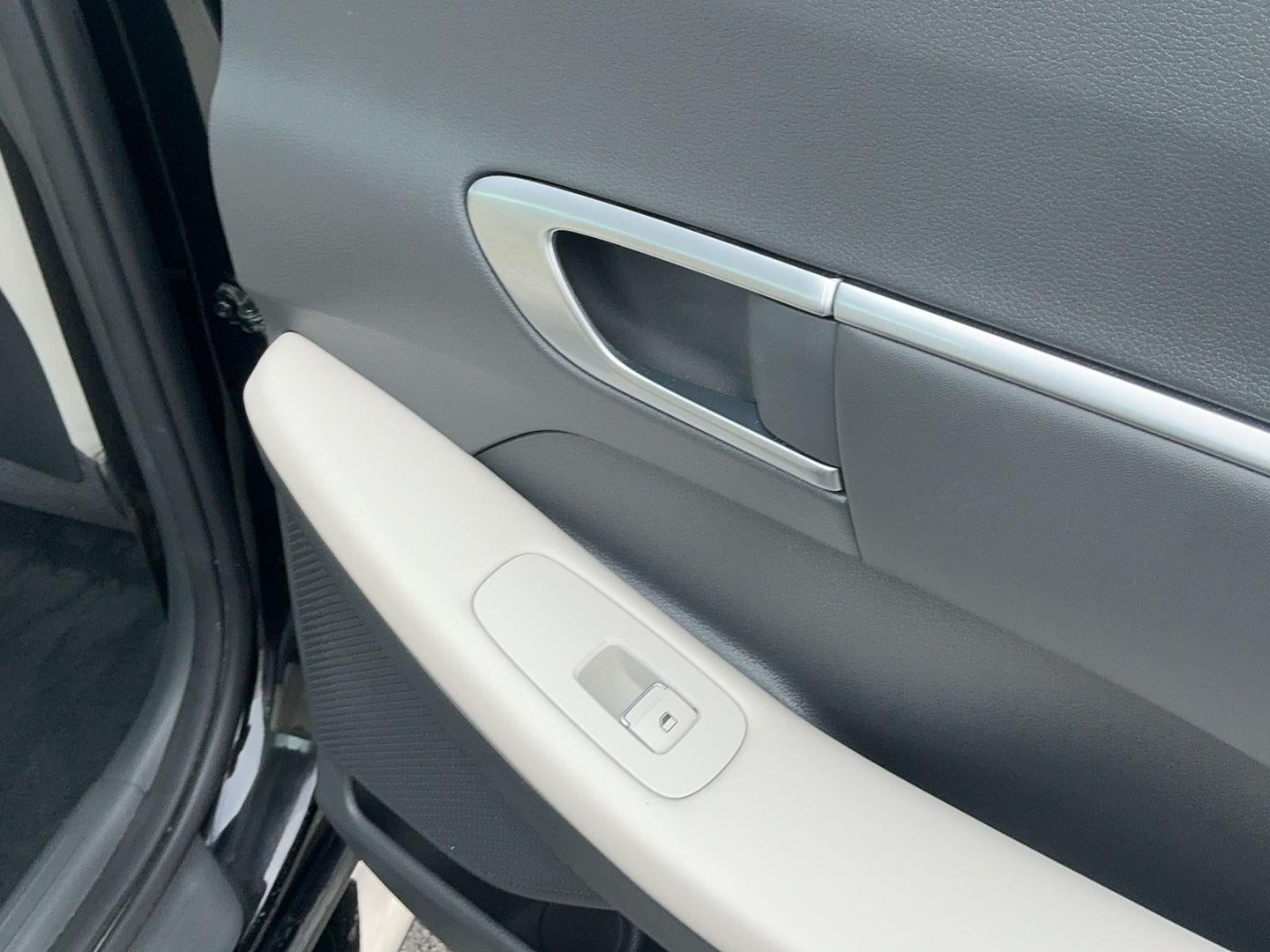 2021 Hyundai SONATA HYBRID SEL