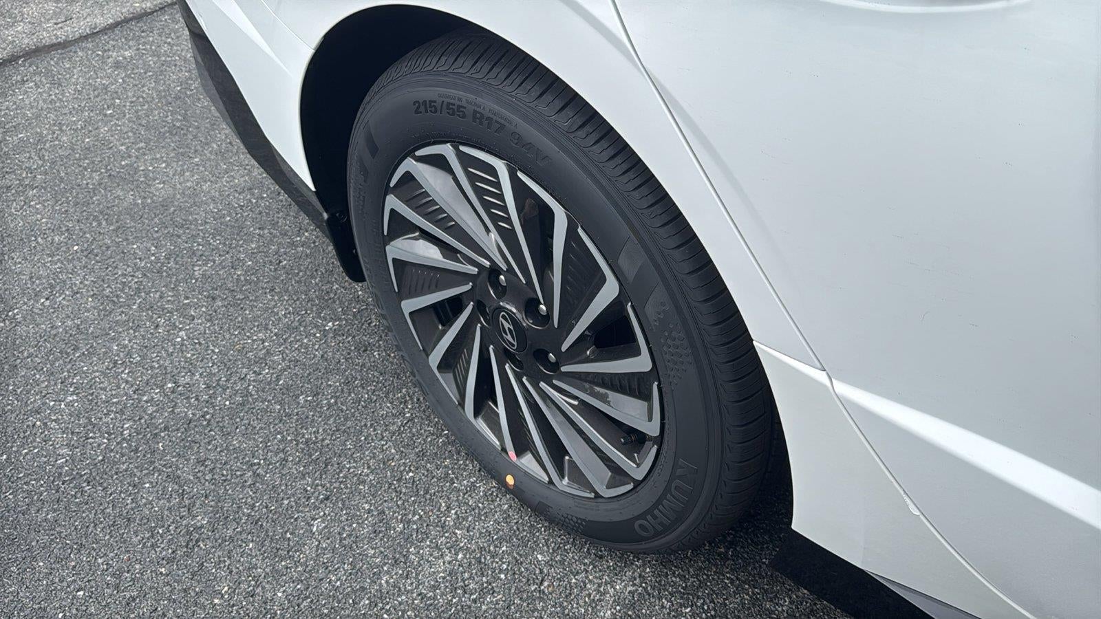 2026 Hyundai SONATA HYBRID Limited
