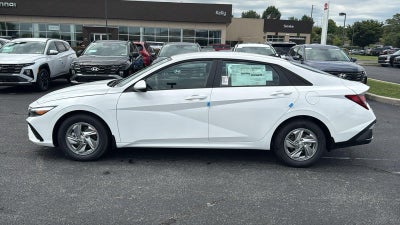 2026 Hyundai ELANTRA SE