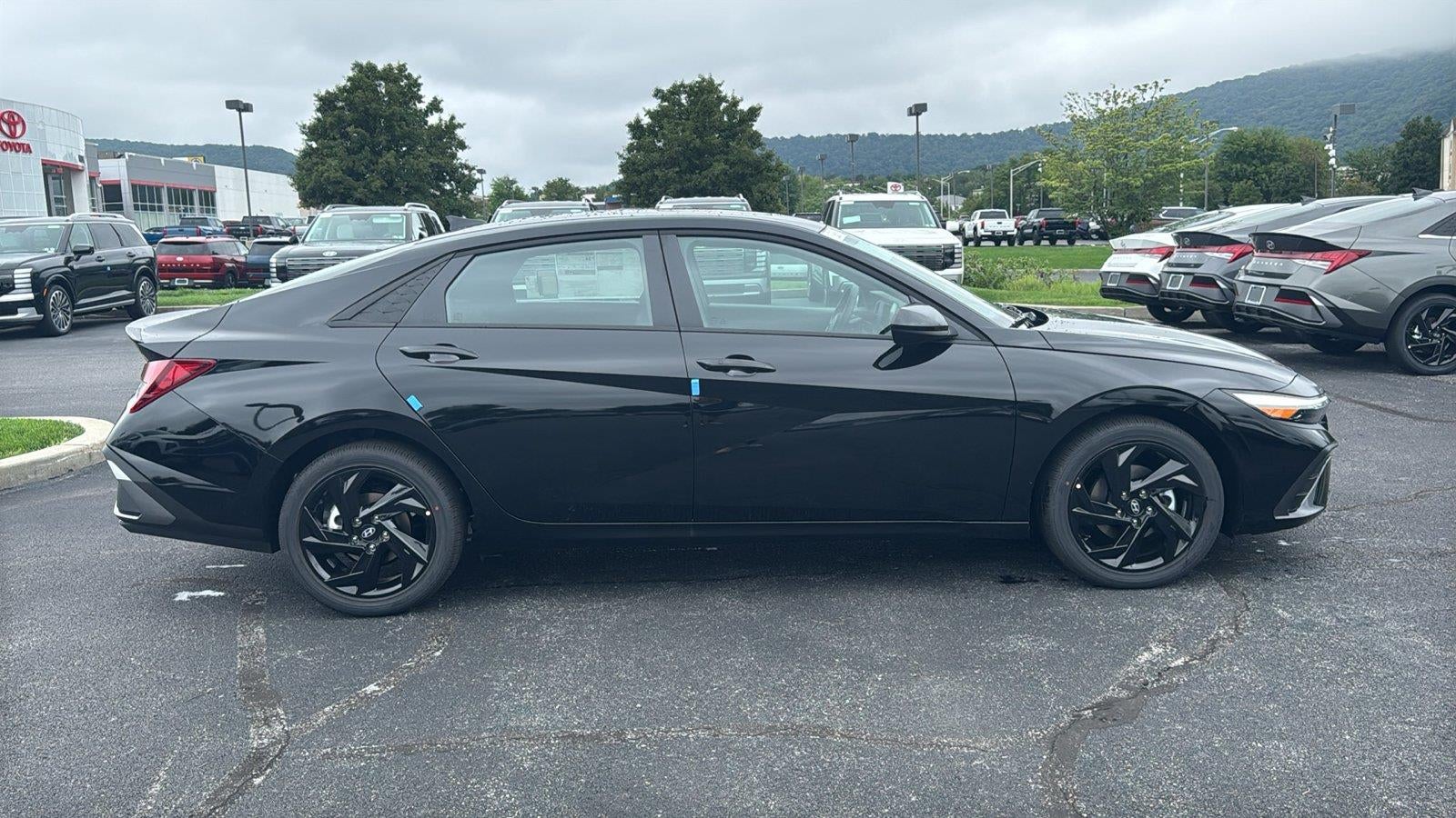 2026 Hyundai ELANTRA SEL Sport Plus