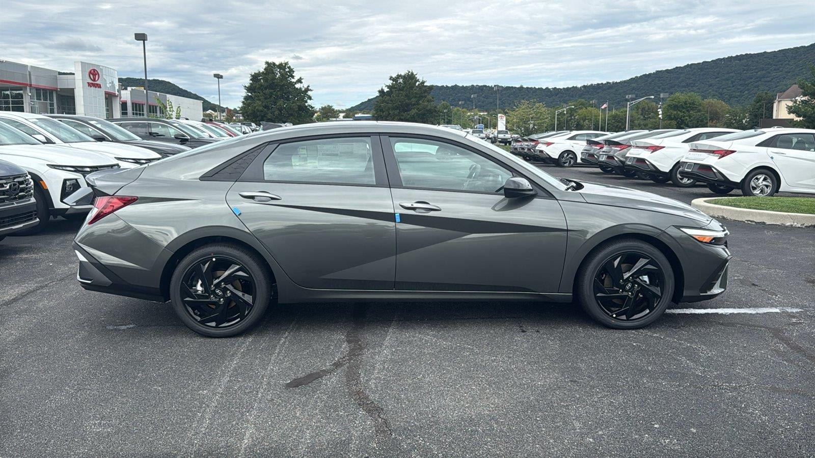 2026 Hyundai ELANTRA SEL Sport Plus
