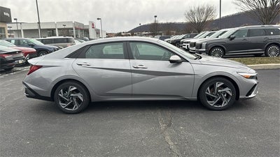2026 Hyundai ELANTRA Limited