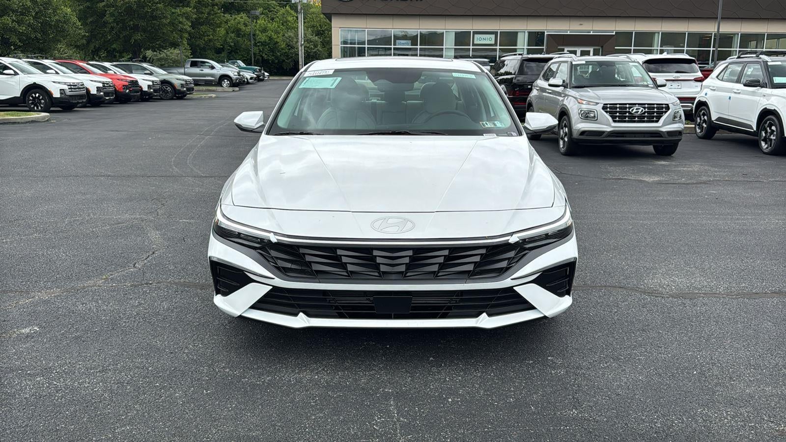 2026 Hyundai ELANTRA Limited