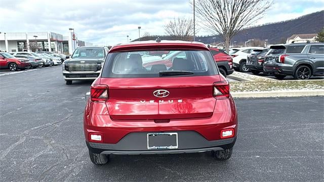 2026 Hyundai VENUE SE