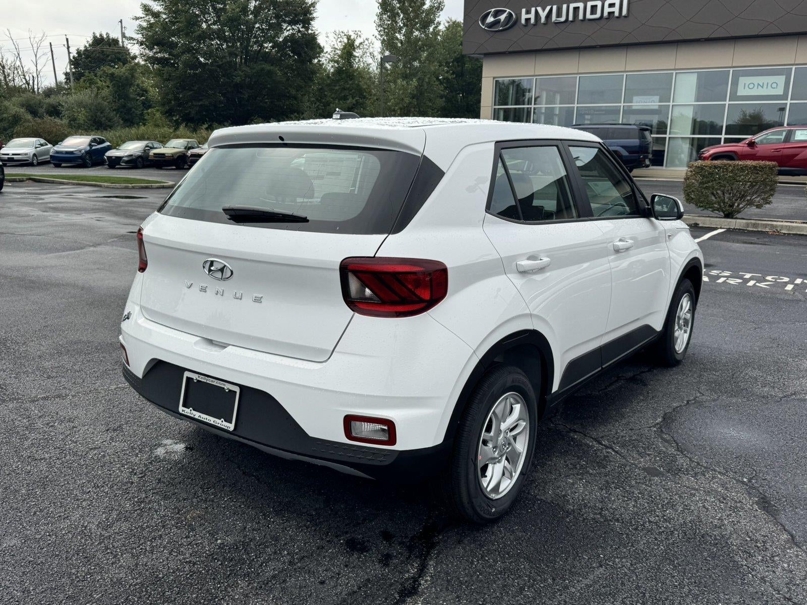 2026 Hyundai VENUE SE
