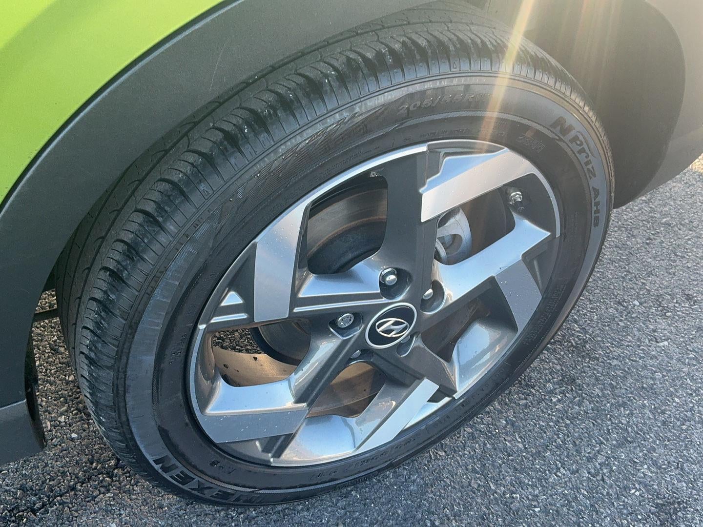 2024 Hyundai VENUE SEL