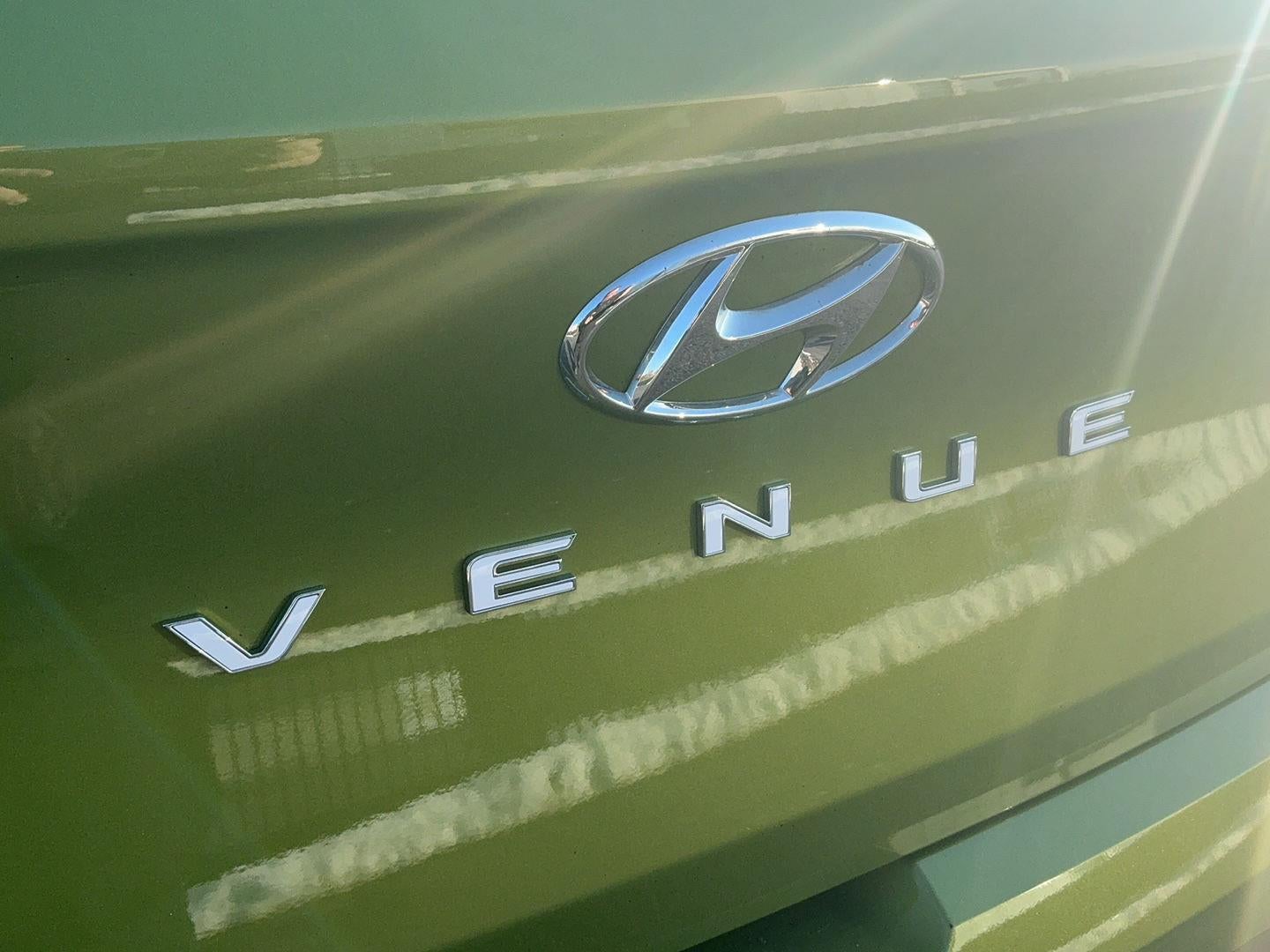 2024 Hyundai VENUE SEL