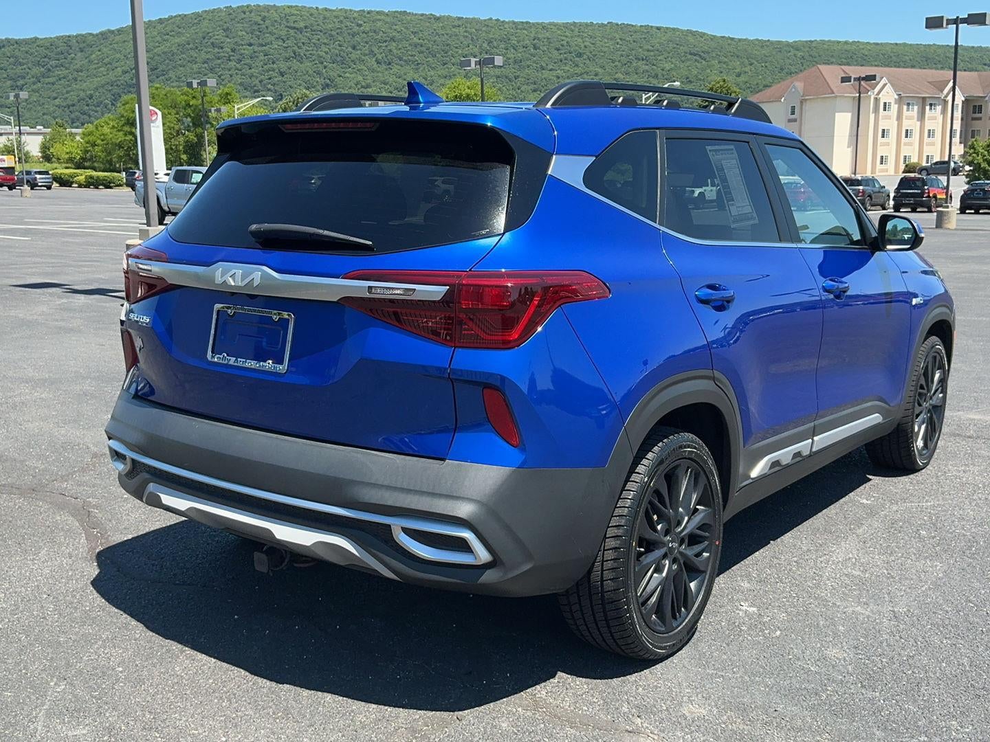 2022 Kia Seltos Nightfall