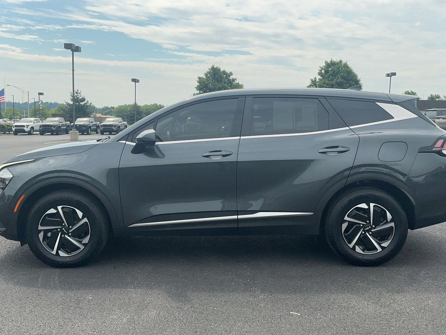 2023 Kia Sportage Hybrid LX