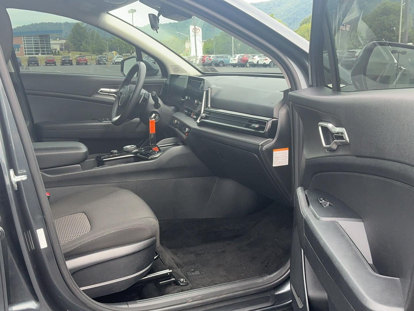2023 Kia Sportage Hybrid LX