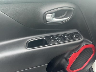 2016 Jeep RENEGADE TRAILHWK