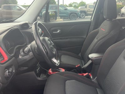 2016 Jeep RENEGADE TRAILHWK