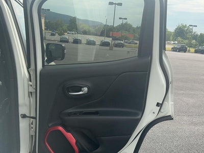 2016 Jeep RENEGADE TRAILHWK